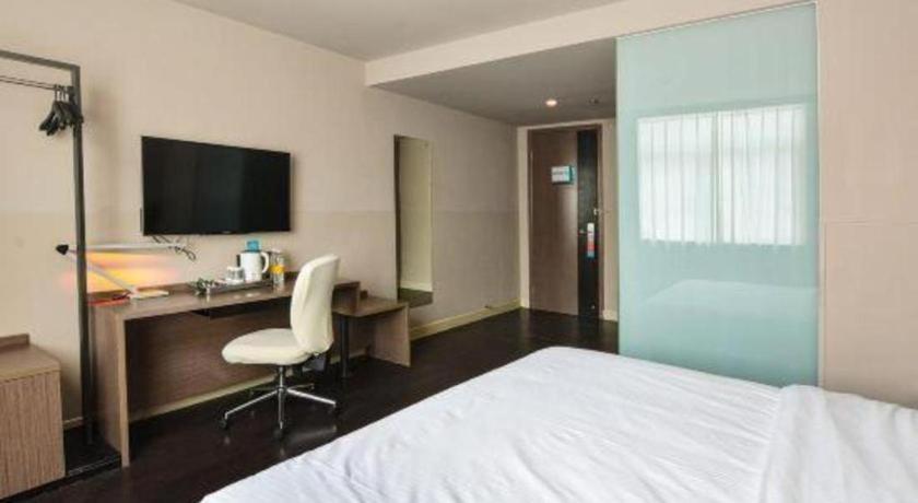 Jinjiang Inn Select Nanjing South Railway Station North Square Bagian luar foto